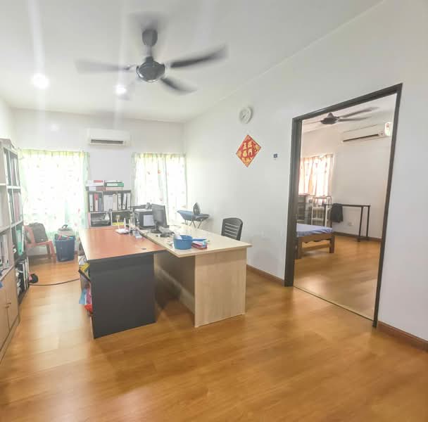 Semi-Detached House for Sale in Taman Aman Perdana (Kapar) - Diana See - Study - PropertyGuru.com.my