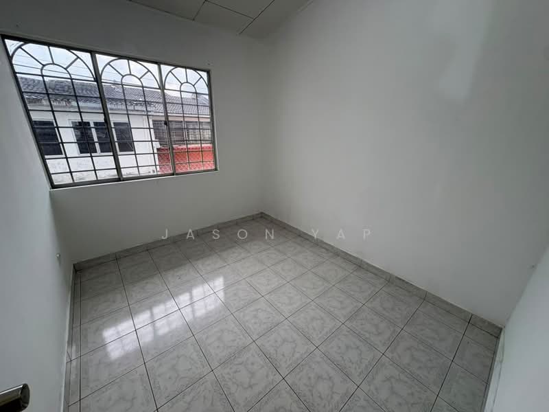 2-storey Terraced House for Sale in Taman Sungai Besi Indah (Seri Kembangan) - Jason Yap - Interior - PropertyGuru.com.my
