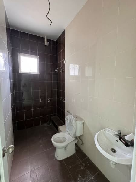 3-storey Terraced House for Sale in Butterworth (Penang) - LS Chua - Bathroom - PropertyGuru.com.my