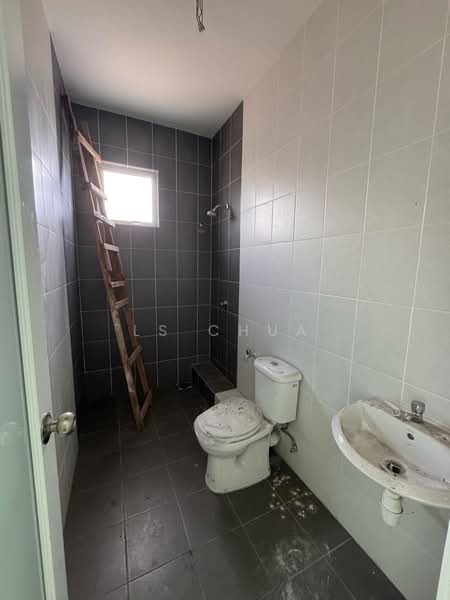 3-storey Terraced House for Sale in Butterworth (Penang) - LS Chua - Bathroom - PropertyGuru.com.my