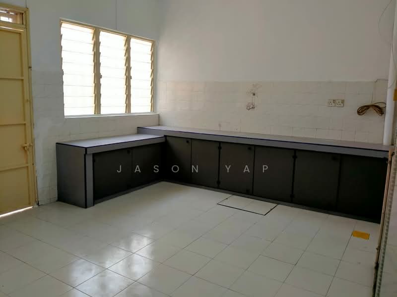 2-storey Terraced House for Rent in Taman Sungai Besi Indah (Seri Kembangan) - Jason Yap - Kitchen - PropertyGuru.com.my