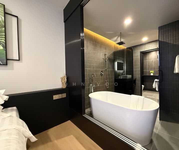 Hotel / Resort untuk Dijual di Tanjung Aru (Kota Kinabalu) - John Voo - Bathroom - PropertyGuru.com.my