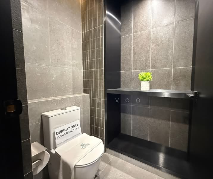 Hotel / Resort untuk Dijual di Tanjung Aru (Kota Kinabalu) - John Voo - Bathroom - PropertyGuru.com.my