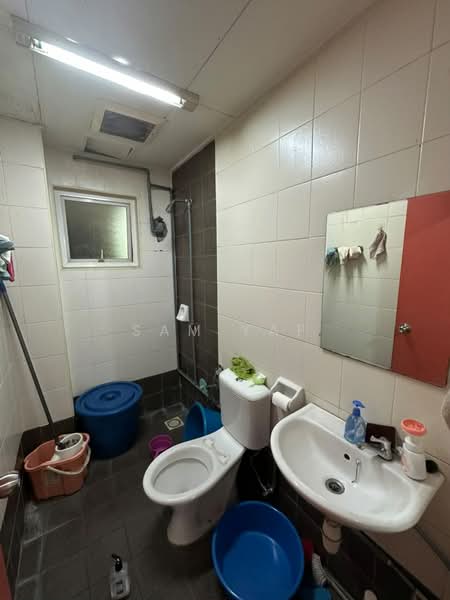 Rumah Teres 3 Tingkat untuk Dijual di Laman Rimbunan (Kepong) - Sam Yap - Bathroom - PropertyGuru.com.my