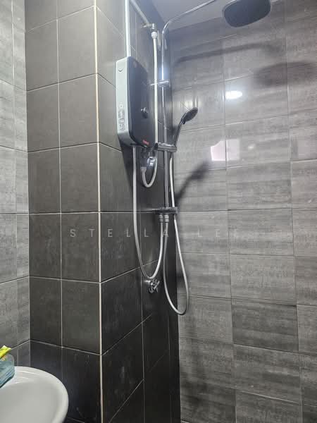 Servis Apartment untuk Dijual di Symphony Tower (Menara Simfoni) - Stella Lee - Bathroom - PropertyGuru.com.my