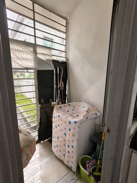 Semi-Detached House for Sale in Bandar Saujana Putra (Tanjong Duabelas) - Kent Fatt - Balcony - PropertyGuru.com.my