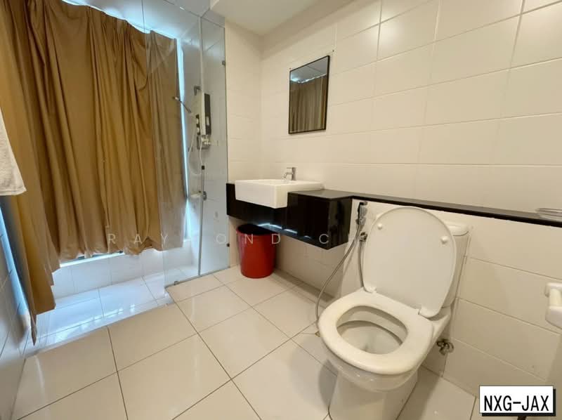 Servis Apartment untuk Disewa di Trefoil @ Setia City - Raymond Cheng - Bathroom - PropertyGuru.com.my