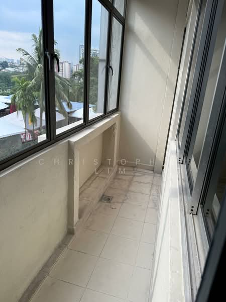 Shop / Office for Sale in Taman Indrahana (Taman Desa) - Christopher Lim - Balcony - PropertyGuru.com.my