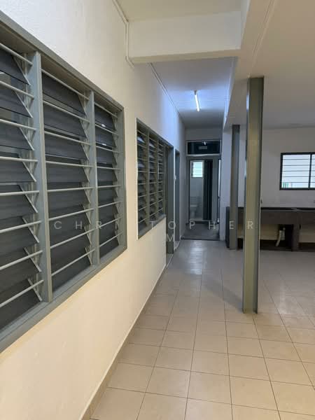 Shop / Office for Sale in Taman Indrahana (Taman Desa) - Christopher Lim - Corridor - PropertyGuru.com.my