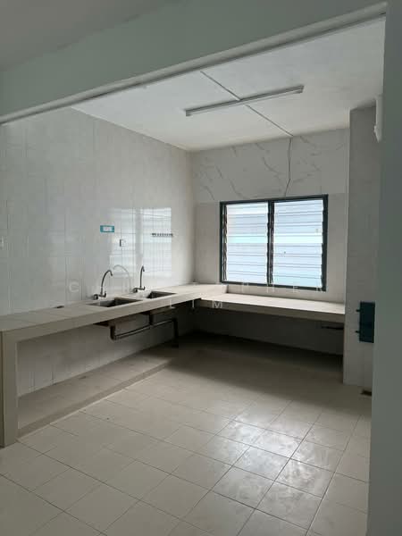 Shop / Office for Sale in Taman Indrahana (Taman Desa) - Christopher Lim - Kitchen - PropertyGuru.com.my