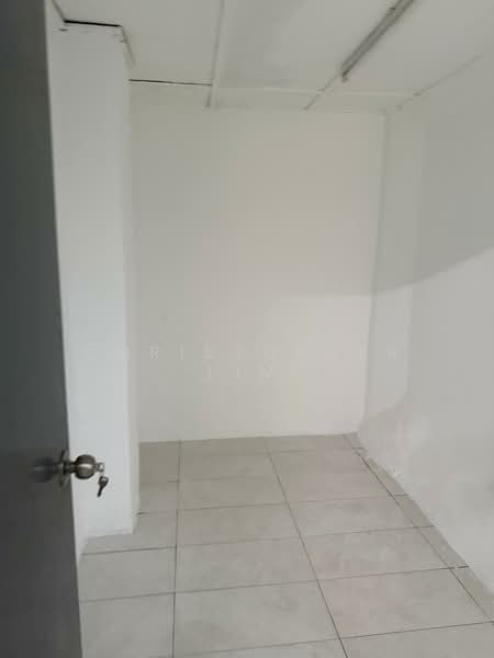 Shop / Office for Sale in Taman Indrahana (Taman Desa) - Christopher Lim - Interior - PropertyGuru.com.my