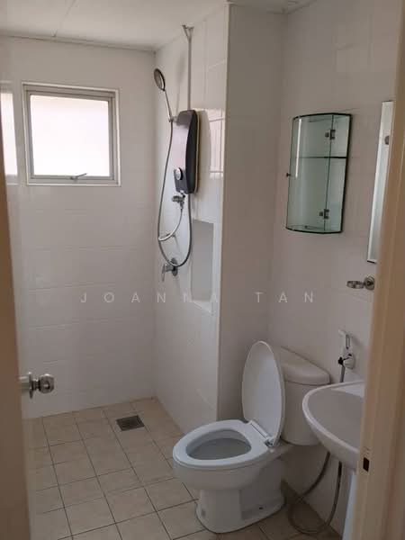 Rumah Teres 2 Tingkat untuk Disewa di Kota Kemuning (Shah Alam) - Joanna Tan - Bathroom - PropertyGuru.com.my