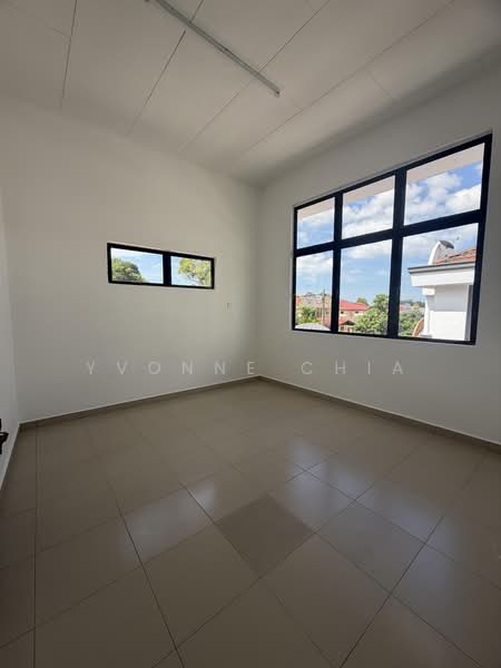Rumah Berkembar untuk Dijual di Ayer Keroh (Melaka) - Yvonne Chia - PropertyGuru.com.my