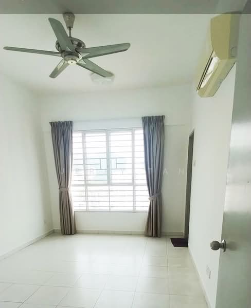 Condominium for Rent at The Golden Triangle Condominium - Jerry Tan - Interior - PropertyGuru.com.my