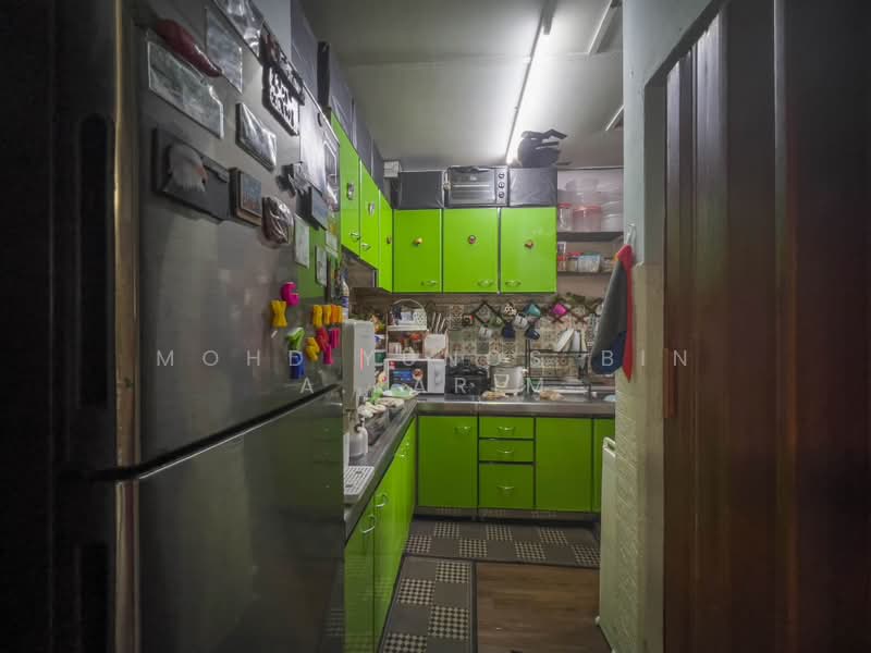 Rumah Flat untuk Dijual di Pangsapuri Meranti - Mohd Yunos Bin A.Karim - Kitchen - PropertyGuru.com.my
