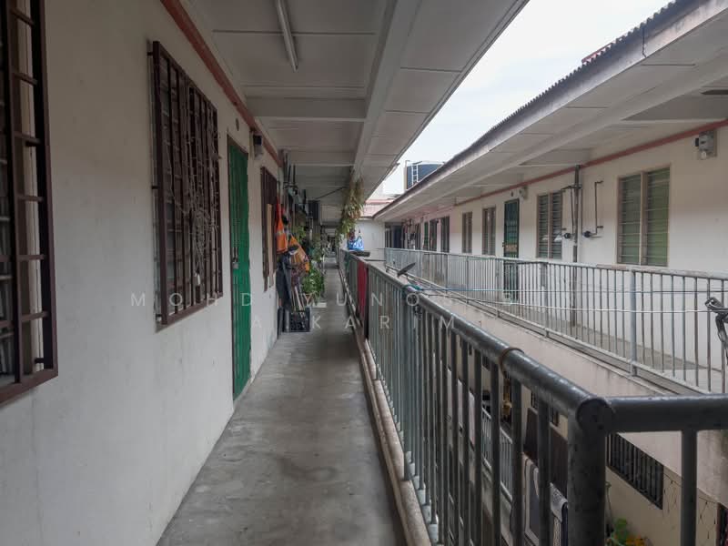 Rumah Flat untuk Dijual di Pangsapuri Meranti - Mohd Yunos Bin A.Karim - Exterior - PropertyGuru.com.my