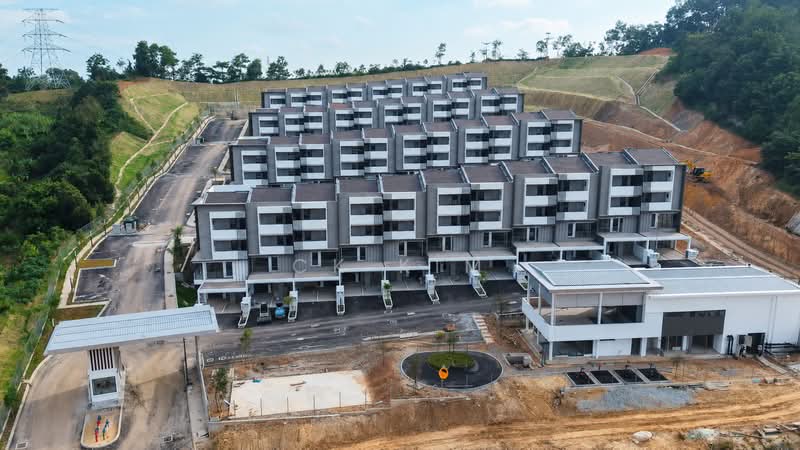 Townhouse for Sale in Balakong (Selangor) - CK KIM - Exterior - PropertyGuru.com.my