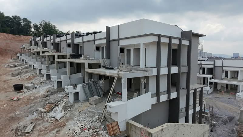 Townhouse for Sale in Balakong (Selangor) - CK KIM - Exterior - PropertyGuru.com.my