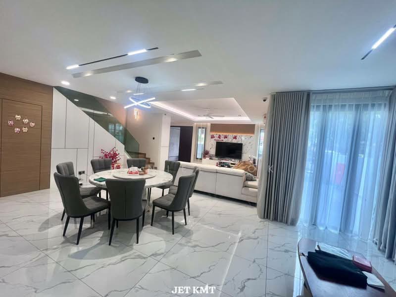 Semi-Detached House for Sale in Aman Perdana (Kapar) - Daniel Kok - Living Room - PropertyGuru.com.my