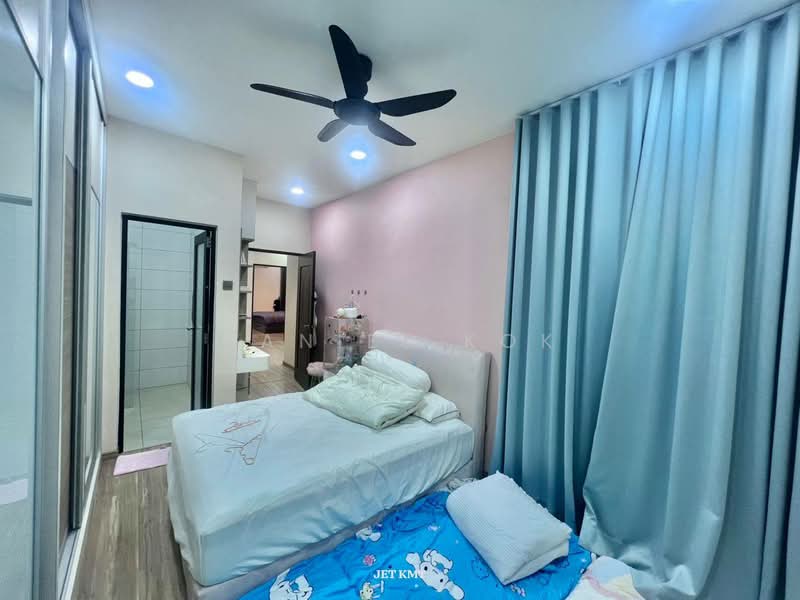 Semi-Detached House for Sale in Aman Perdana (Kapar) - Daniel Kok - Bedroom - PropertyGuru.com.my