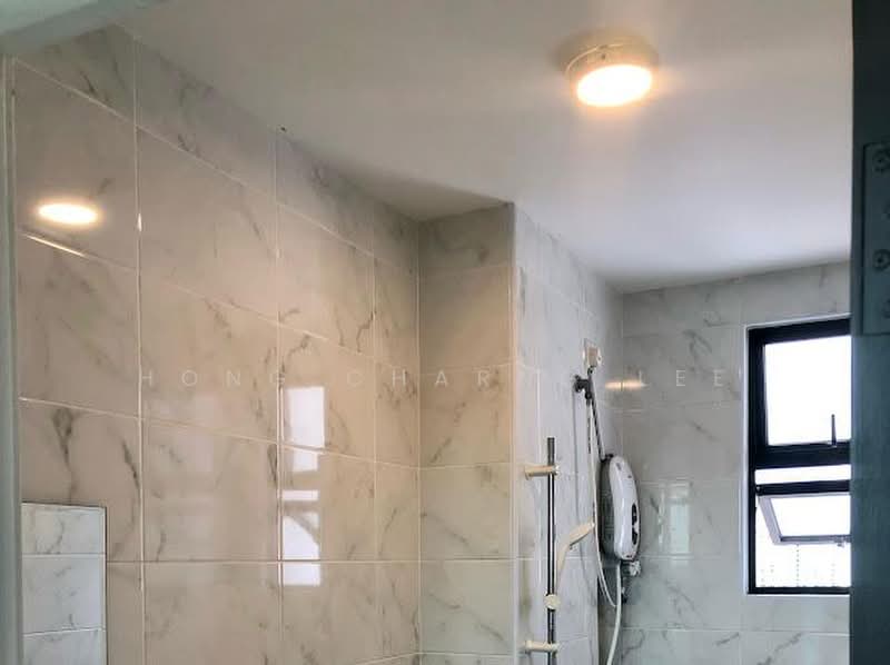 Servis Apartment untuk Disewa di Sky Breeze Service Apartment - Hong Charng Lee - Bathroom - PropertyGuru.com.my