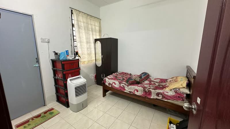 2-storey Terraced House for Sale in Falim (Menglembu) - Marcus Seng - Bedroom - PropertyGuru.com.my