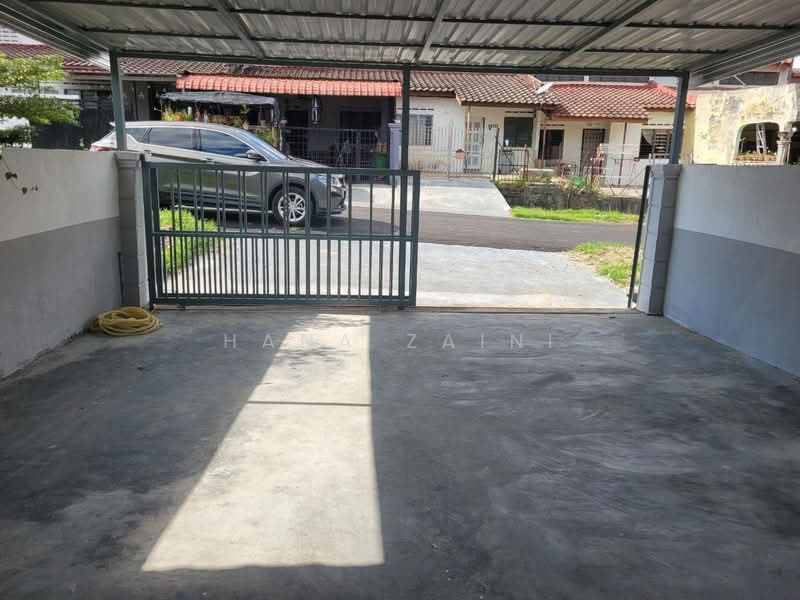 Rumah Teres 1 Tingkat untuk Dijual di Tampin (Negeri Sembilan) - Hana Zaini - Exterior - PropertyGuru.com.my