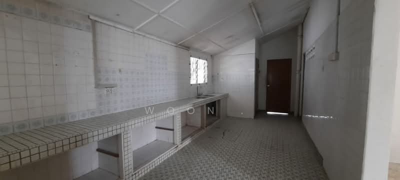 Rumah Banglo untuk Disewa di Klebang (Melaka) - Woon . - Kitchen - PropertyGuru.com.my