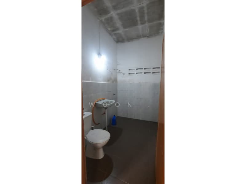 Rumah Banglo untuk Disewa di Klebang (Melaka) - Woon . - Bathroom - PropertyGuru.com.my