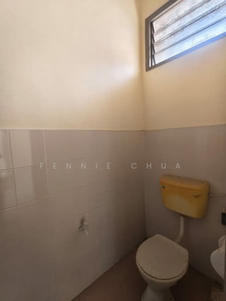Shop for Rent in Taman Sri Pulai Perdana (Skudai) - Fennie Chua - Bathroom - PropertyGuru.com.my