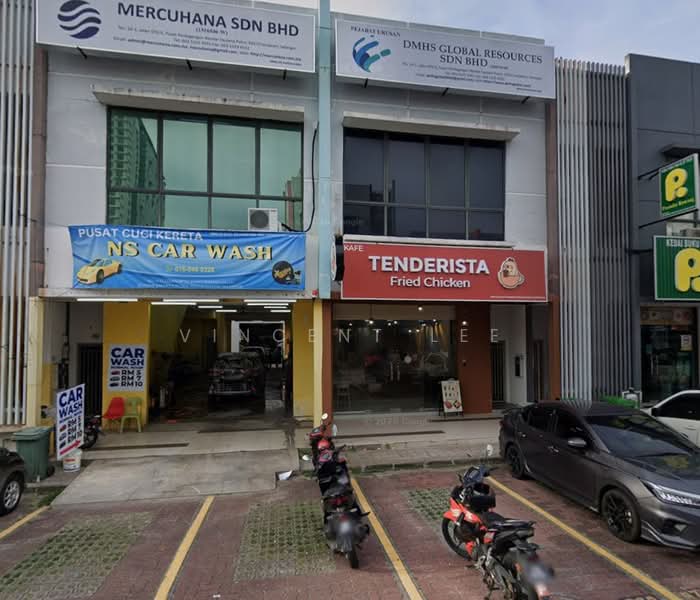 Shop for Rent in Bandar Saujana Putra (Tanjong Duabelas) - Vincent Lee - Exterior - PropertyGuru.com.my