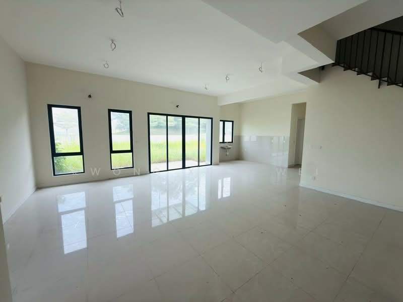 Semi-Detached House for Sale in Sungai Buloh (Selangor) - Kwong Xiao Wei - Living Room - PropertyGuru.com.my