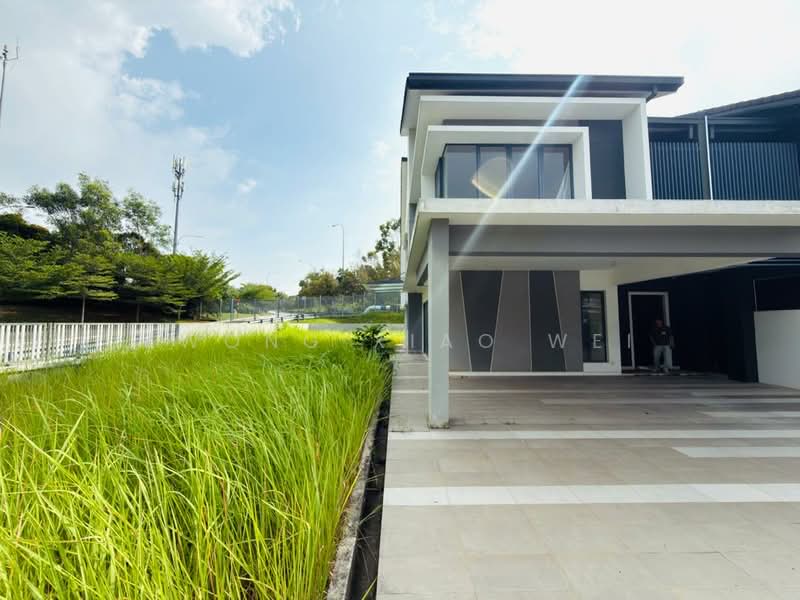 Semi-Detached House for Sale in Sungai Buloh (Selangor) - Kwong Xiao Wei - Exterior - PropertyGuru.com.my