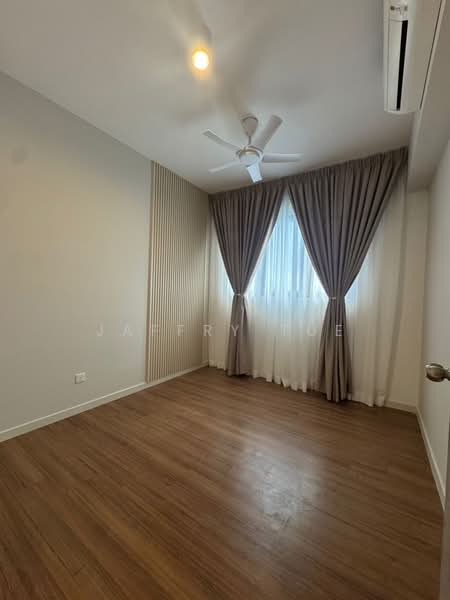 Service Residence for Sale at M Vertica - Jaffry Tue - Bedroom - PropertyGuru.com.my