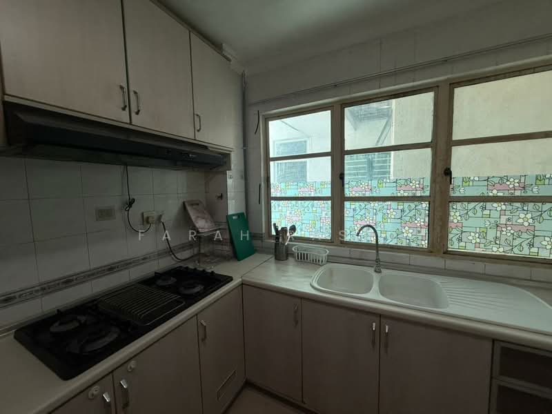 Condominium for Sale at Corinthian Condominium - Farah Rasul - PropertyGuru.com.my
