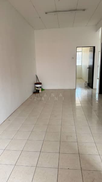 1-storey Terraced House for Sale in Taman Intan Duyung (Port Dickson) - Hana Zaini - Interior - PropertyGuru.com.my