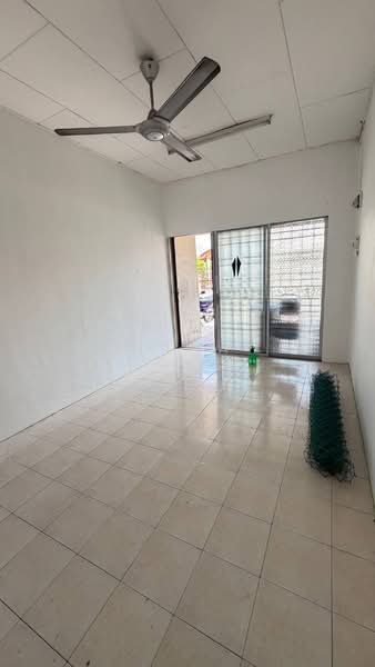1-storey Terraced House for Sale in Taman Intan Duyung (Port Dickson) - Hana Zaini - Living Room - PropertyGuru.com.my