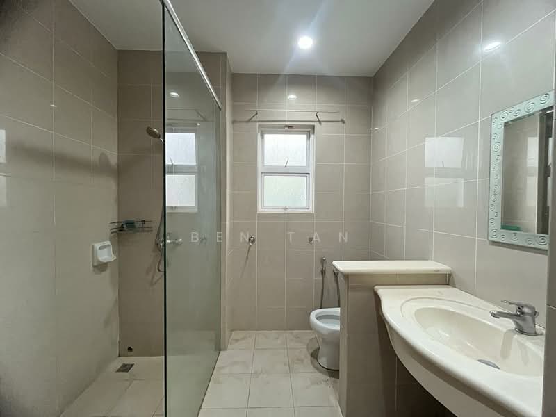 Banglo Pautan untuk Dijual di Tropicana (Petaling Jaya) - Ben Tan - Bathroom - PropertyGuru.com.my