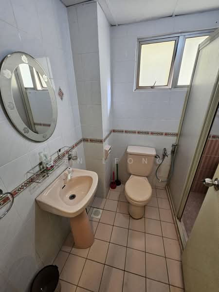 Condominium for Rent at Pantai Panorama Condominiums - Ken Leong - Bathroom - PropertyGuru.com.my