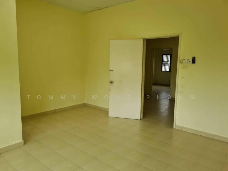 2-storey Terraced House for Sale in Seri Kembangan (Selangor) - Tommy Wong Phang - Interior - PropertyGuru.com.my