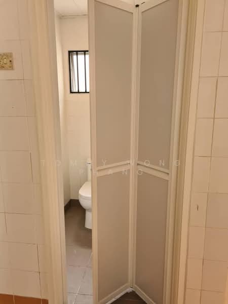 2-storey Terraced House for Sale in Seri Kembangan (Selangor) - Tommy Wong Phang - Bathroom - PropertyGuru.com.my
