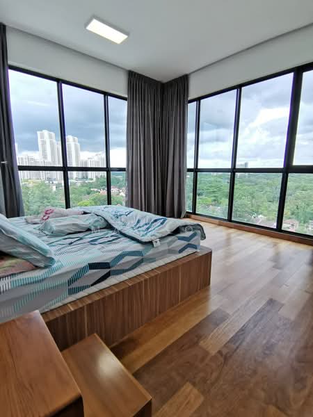 Condominium for Sale at Straits View 18 - Max Loh - Bedroom - PropertyGuru.com.my