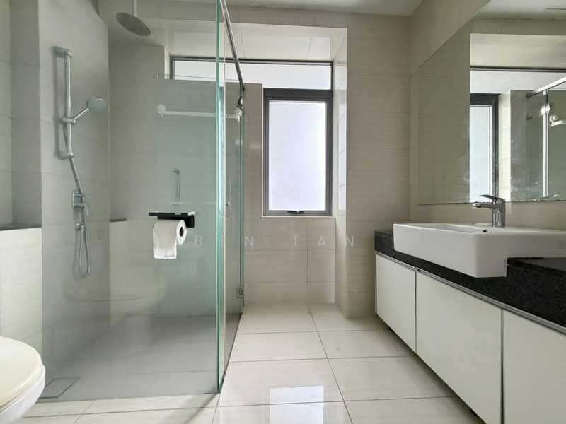 Servis Apartment untuk Disewa di Reflection Residences - Ben Tan - Bathroom - PropertyGuru.com.my