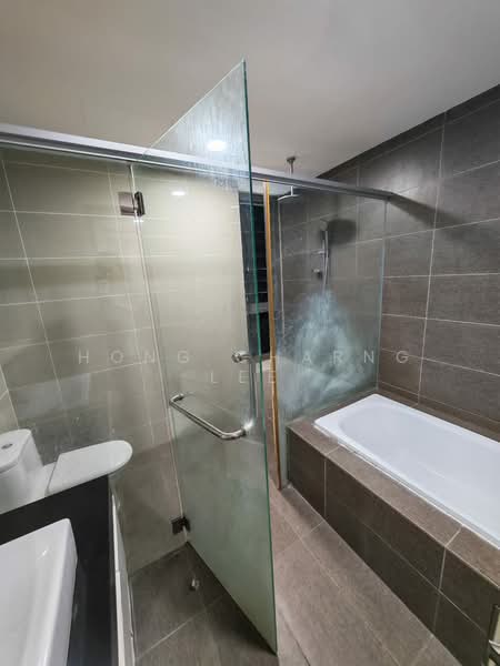 Condominium for Rent at Iskandar Residences - Hong Charng Lee - Bathroom - PropertyGuru.com.my
