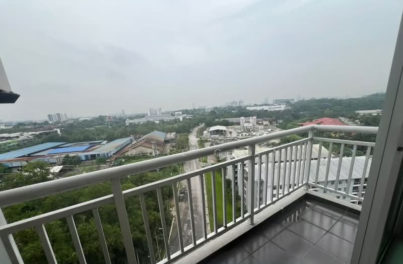 Condominium for Rent at The Aliff Residences (Alif Utama) - Eddie Chan - Balcony - PropertyGuru.com.my