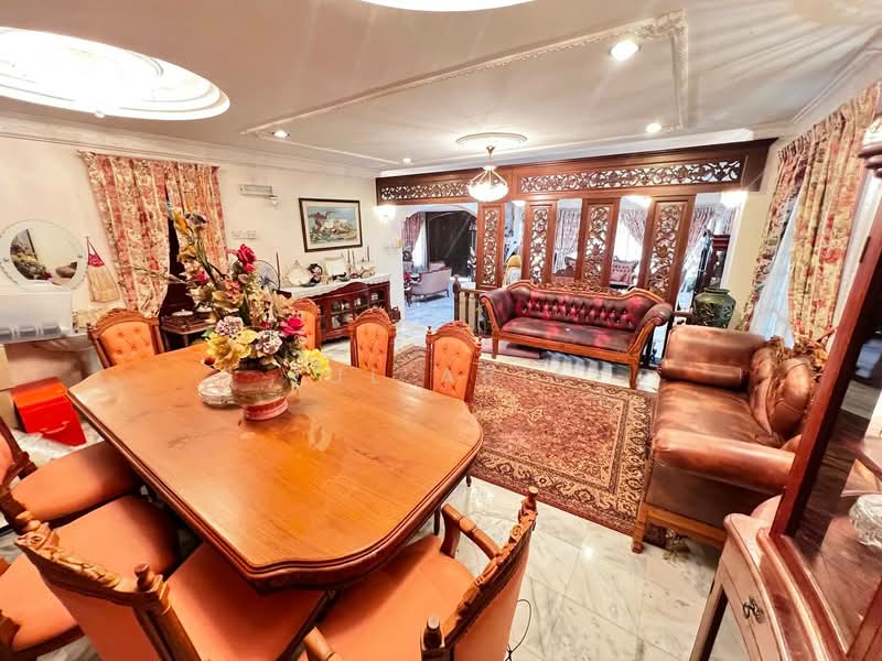 Rumah Banglo untuk Dijual di Shah Alam (Selangor) - Zul Arif - Living Room - PropertyGuru.com.my