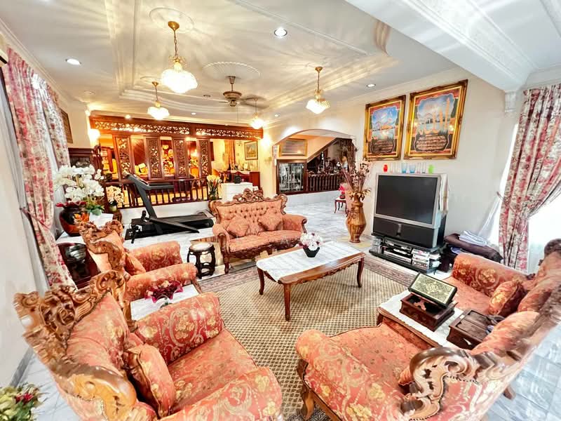 Rumah Banglo untuk Dijual di Shah Alam (Selangor) - Zul Arif - Living Room - PropertyGuru.com.my