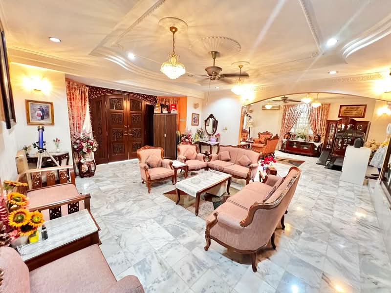 Rumah Banglo untuk Dijual di Shah Alam (Selangor) - Zul Arif - Living Room - PropertyGuru.com.my