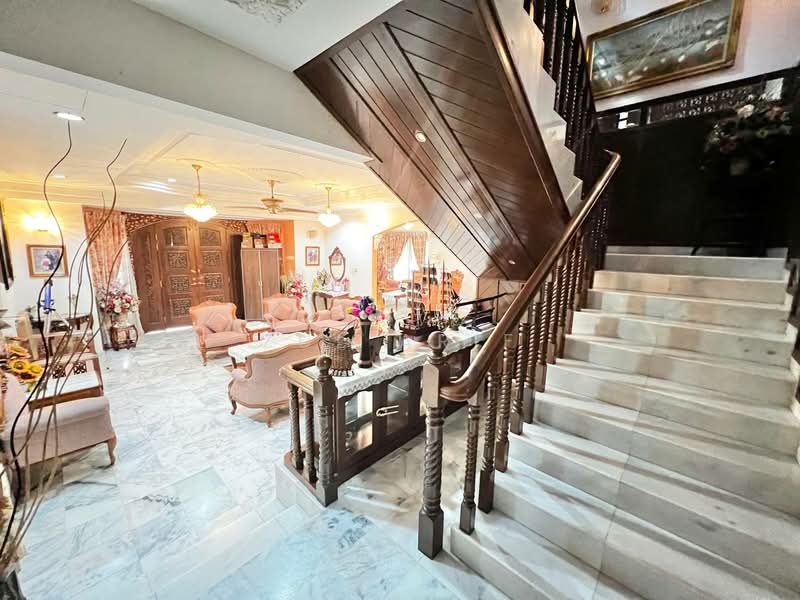 Rumah Banglo untuk Dijual di Shah Alam (Selangor) - Zul Arif - Living Room - PropertyGuru.com.my