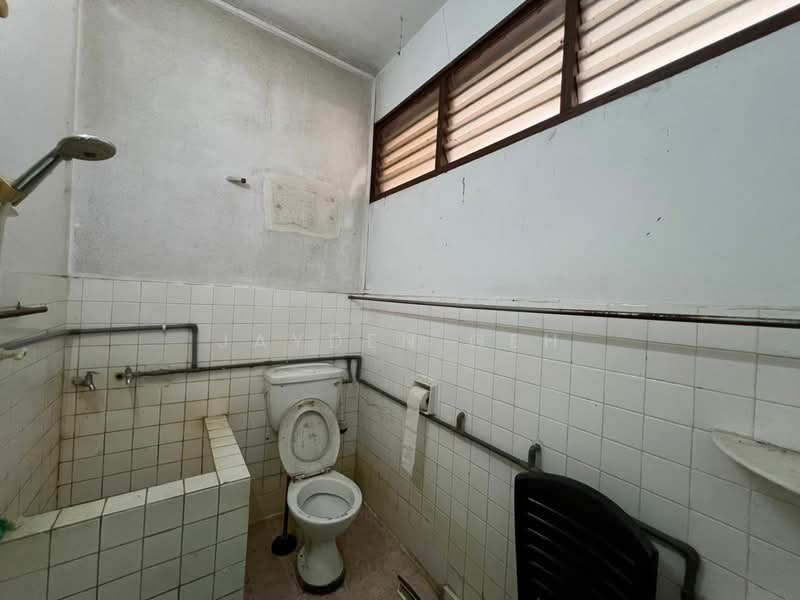 Semi-Detached House for Sale in Kampung Tanjung Bendahara (Alor Setar) - Jayden Geh - Bathroom - PropertyGuru.com.my
